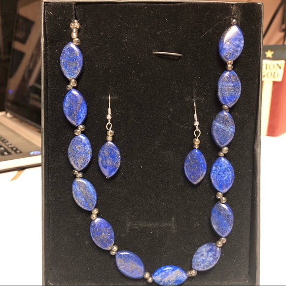 Blue necklace and earrings. Never been worn. - Picture 2 of 2